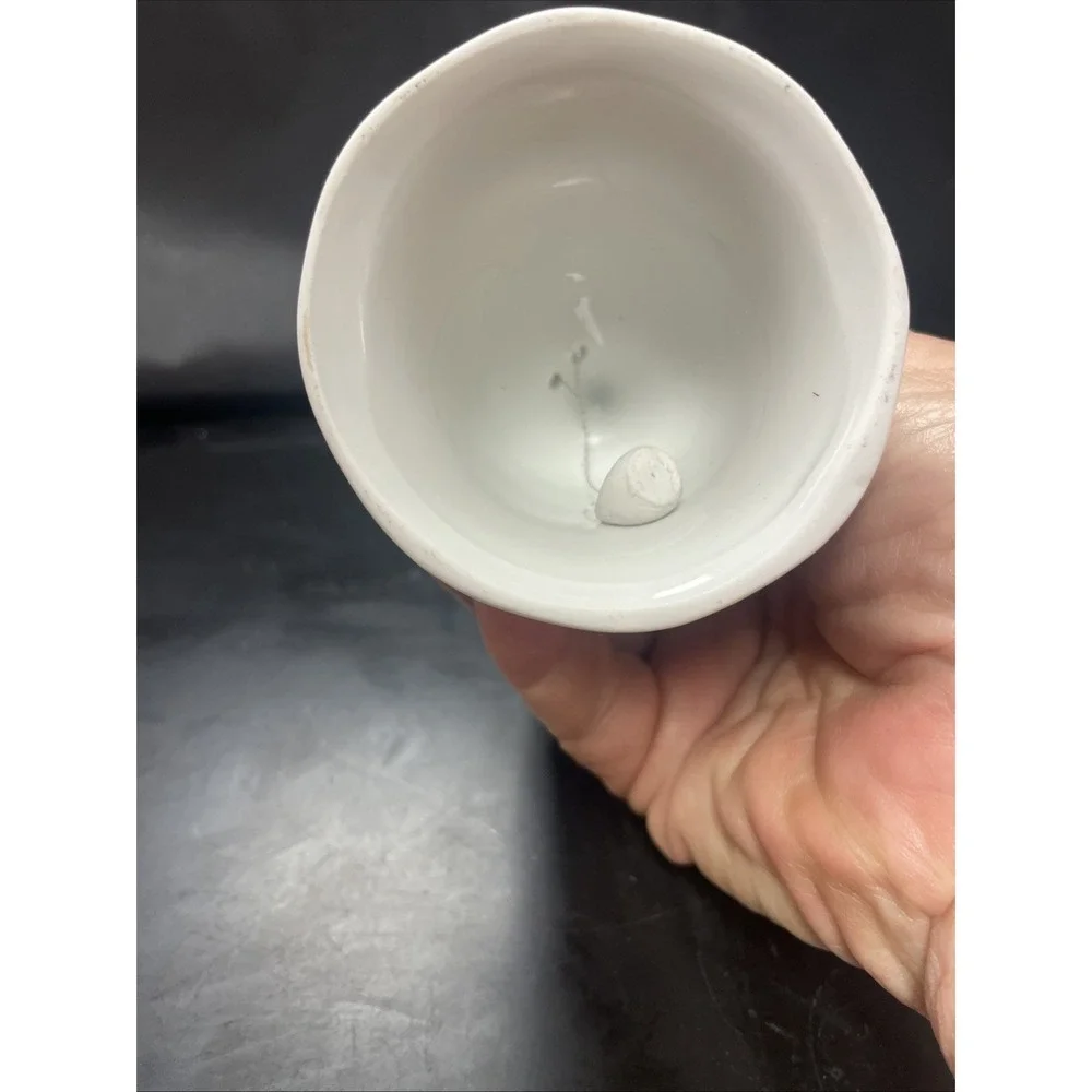 Vintage Porcelain Niagara Falls Bell‎ Souvenir Approximately 3.5